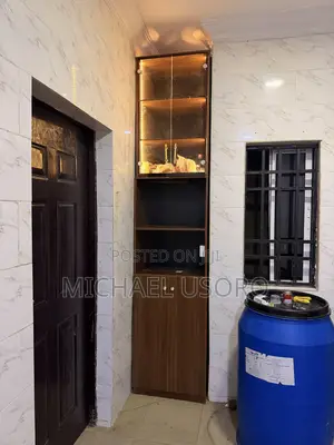 Kitchen Cabinets With Glass (HDF)