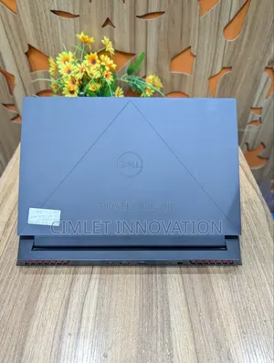 Laptop Dell G15 5535 16GB AMD Ryzen 7 SSD 1T