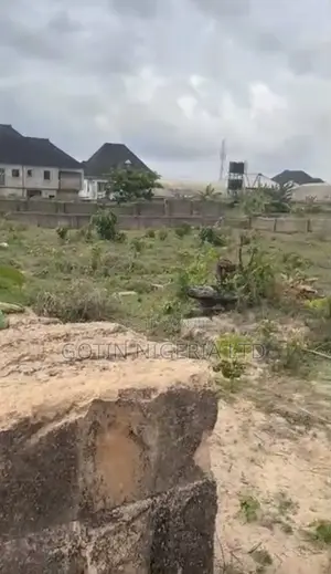 Fenced 100×100ft Corner Plot at Aruogba, Airport Road