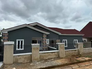 4bdrm Bungalow in Enugu for rent