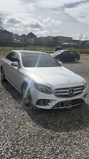Mercedes-Benz E300 2018 Silver