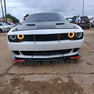 Dodge Challenger 2017 White