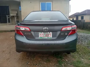 Toyota Camry L 4dr Sedan (2.5L 4cyl 6A) 2014 Gray
