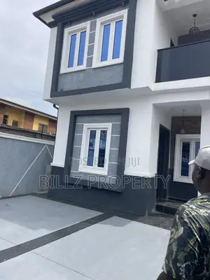 Furnished 4bdrm Duplex in Coker Estate, Ajayi Road for sale