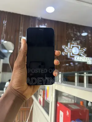 Apple iPhone 12 64 GB Black