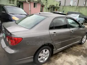 Toyota Corolla 2006 Gray