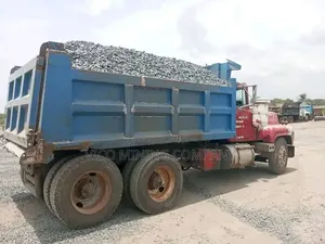 Granite Chippings (20mm – 25mm / Heavy Coarse Aggregate