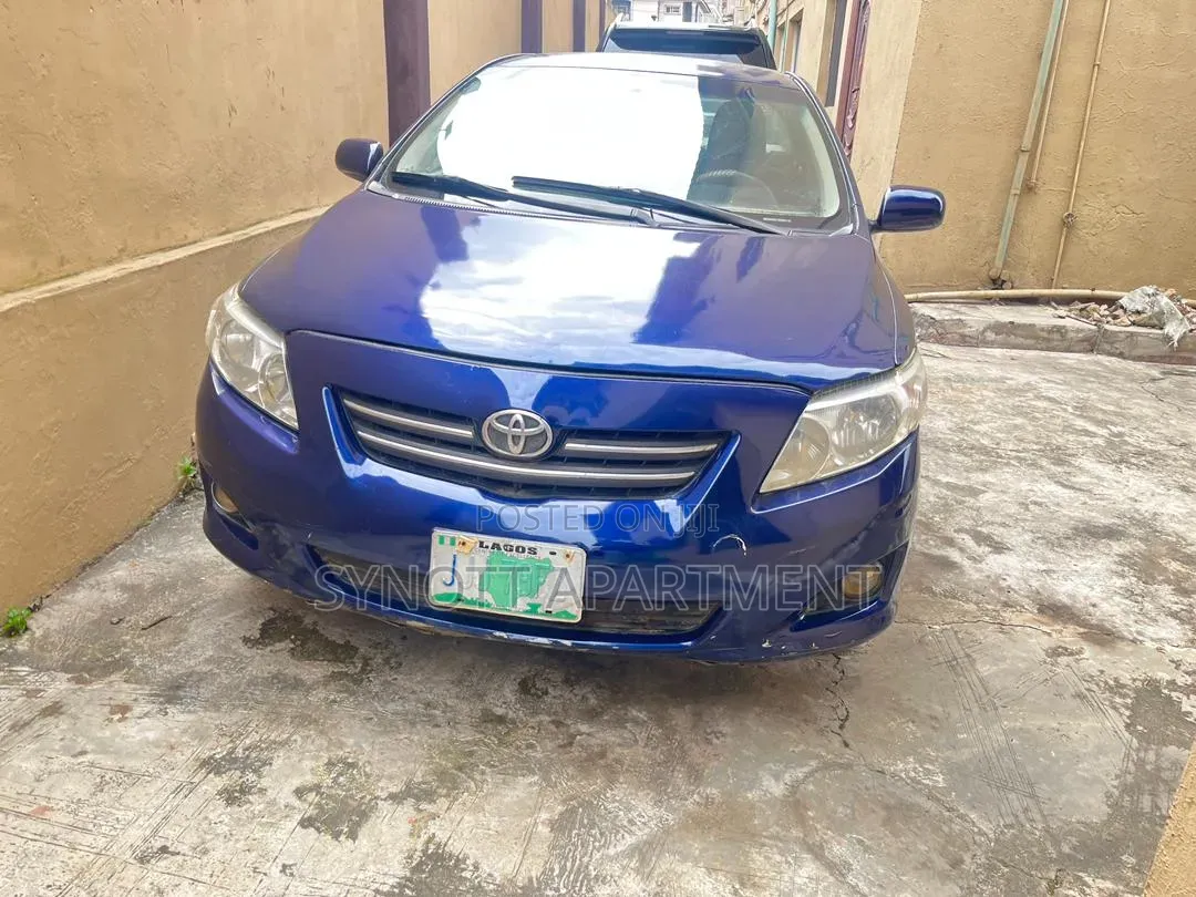 Toyota Corolla 2009 Blue