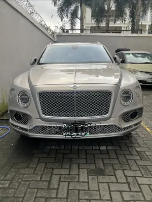 Bentley Bentayga 2017 Silver