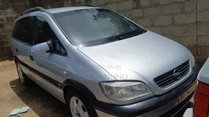 Opel Zafira 2005 Silver
