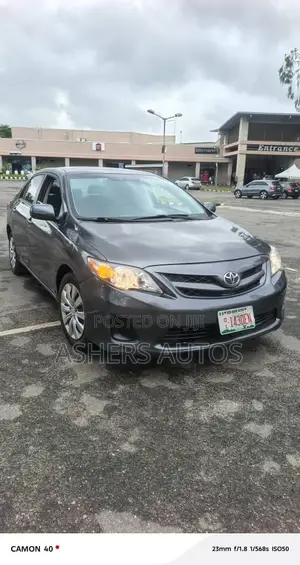 Toyota Corolla 2013 Gray