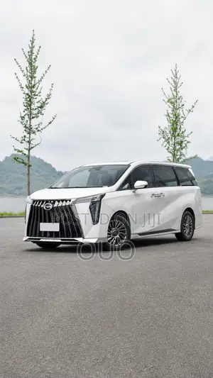 GAC GM8 2024 White