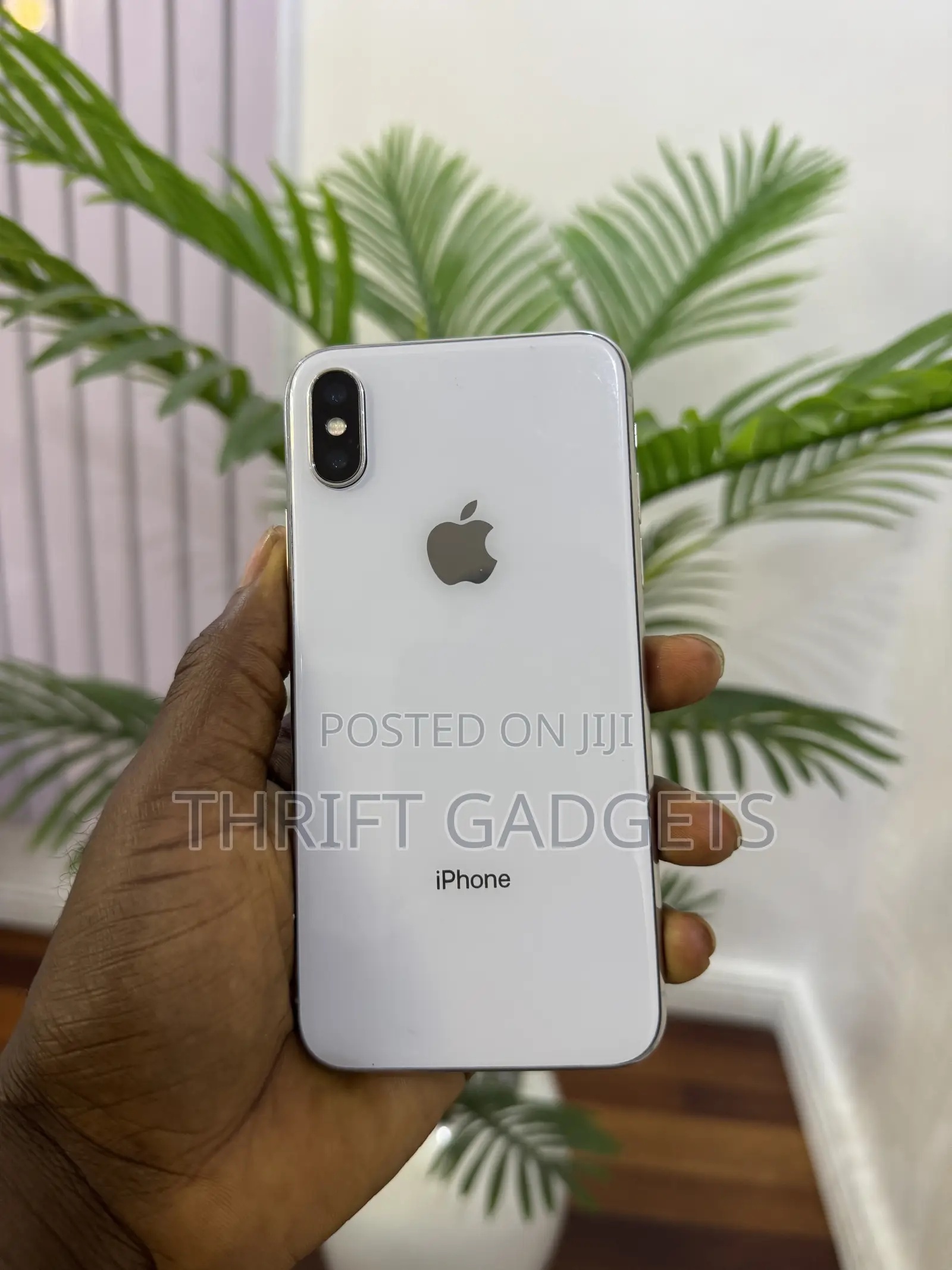 Apple iPhone X 64 GB Black