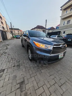 Toyota Highlander LE 4dr SUV (3.5L 6cyl 6A) 2014 Blue