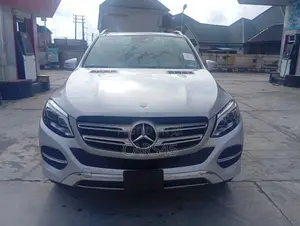 Mercedes-Benz GL-Class 2016 Silver