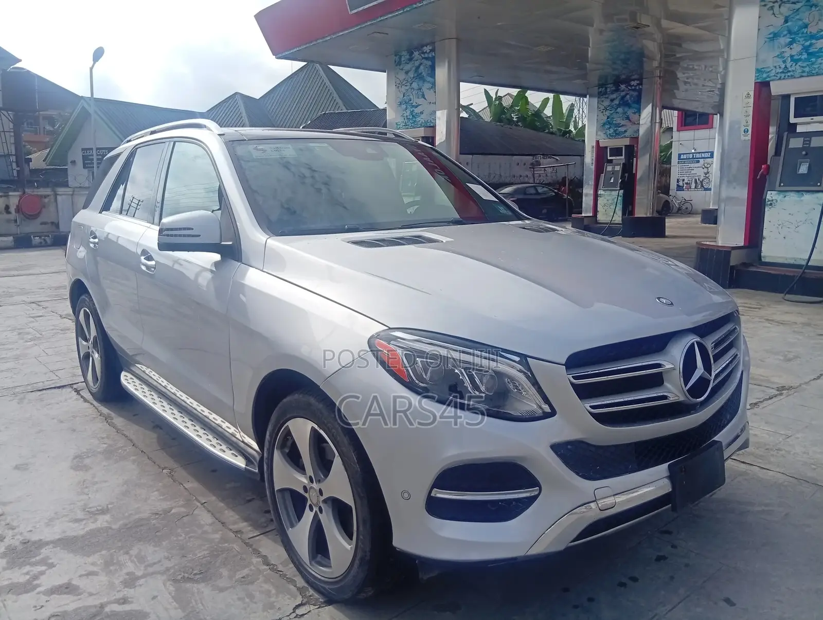 Mercedes-Benz GL-Class 2016 Silver