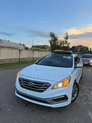 Hyundai Sonata Limited Sedan FWD (2.4L 4cyl 6A) 2016 White