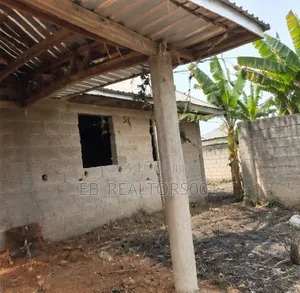 5bdrm House in Benin City for sale