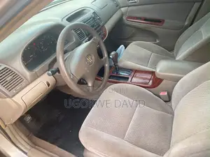 Toyota Camry 2006 Gold