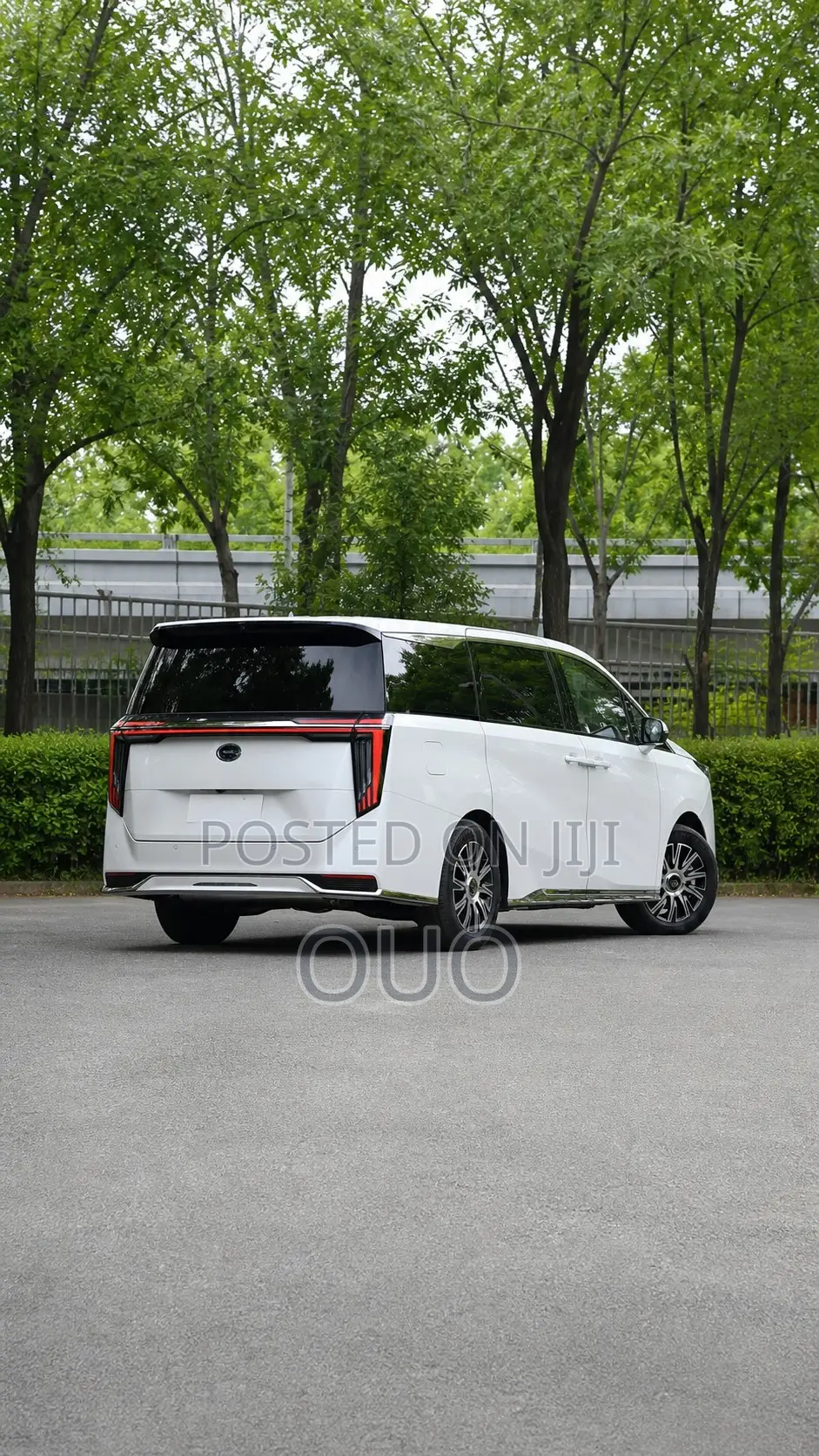 GAC GN8 2023 White