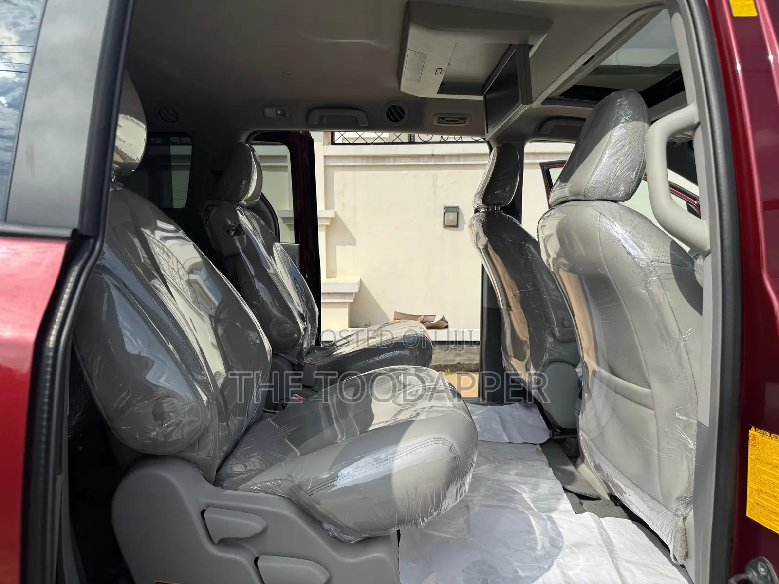 Toyota Sienna 2014 Red