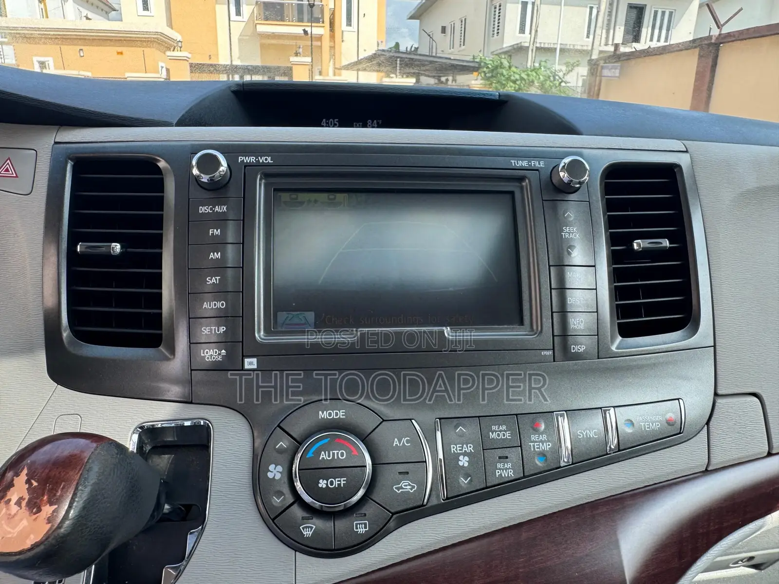 Toyota Sienna 2014 Red