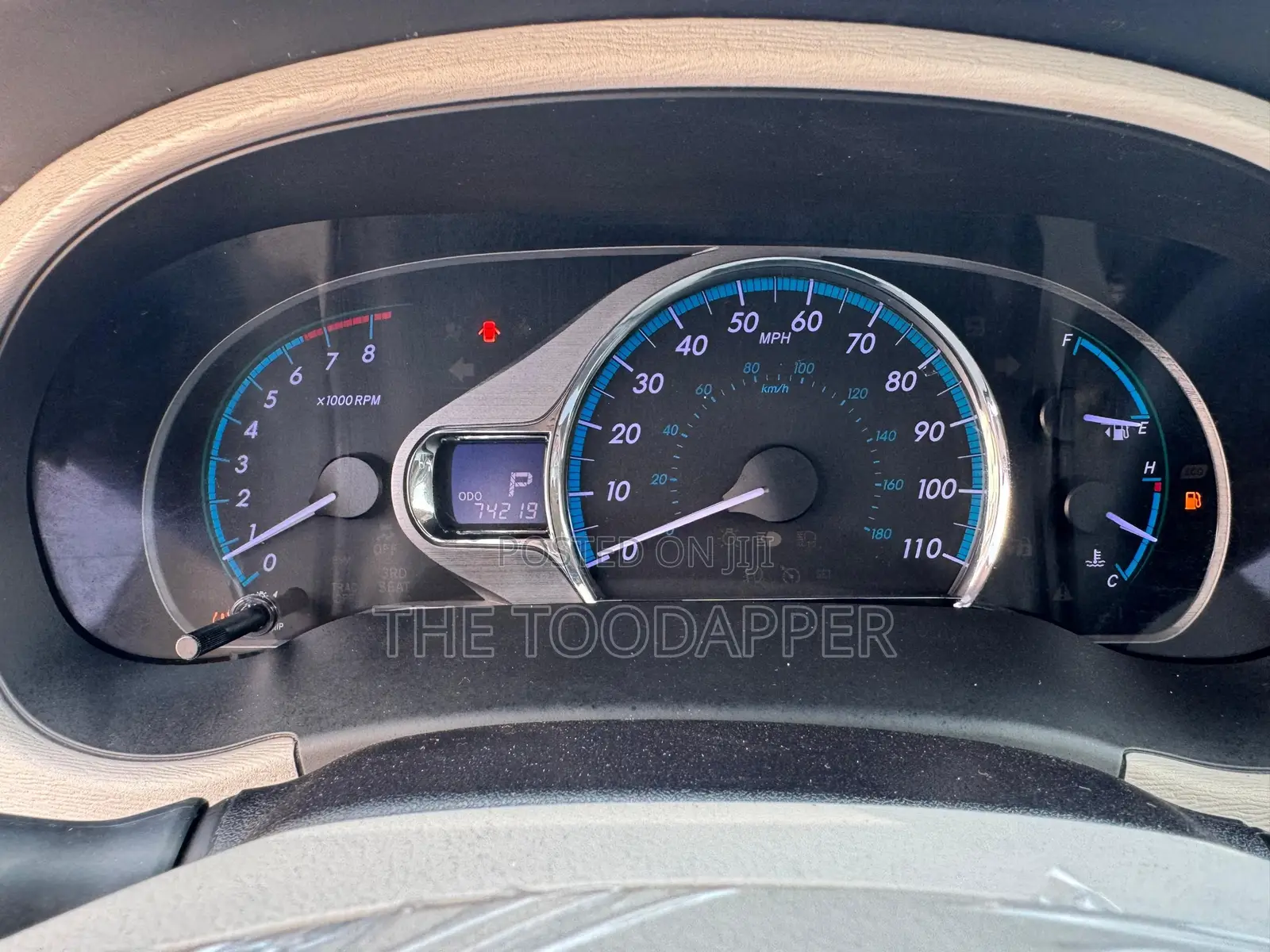 Toyota Sienna 2014 Red