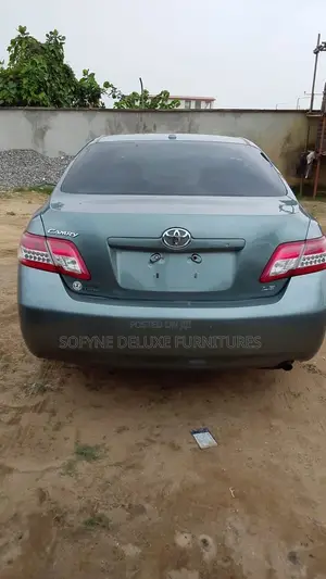 Toyota Camry 2011 Blue
