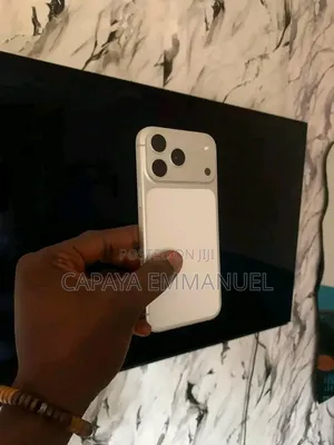 New Apple iPhone 17 Pro Max 256 GB White