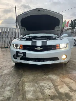 Chevrolet Camaro 2012 White