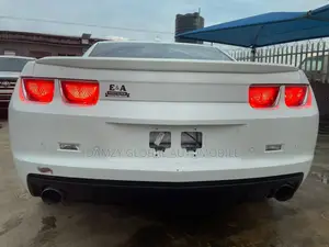 Chevrolet Camaro 2012 White