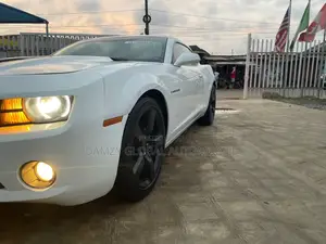 Chevrolet Camaro 2012 White