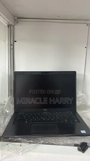 Laptop Dell Latitude 5400 8GB Intel Core i7 SSD 256GB