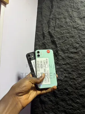 Apple iPhone 11 64 GB Green