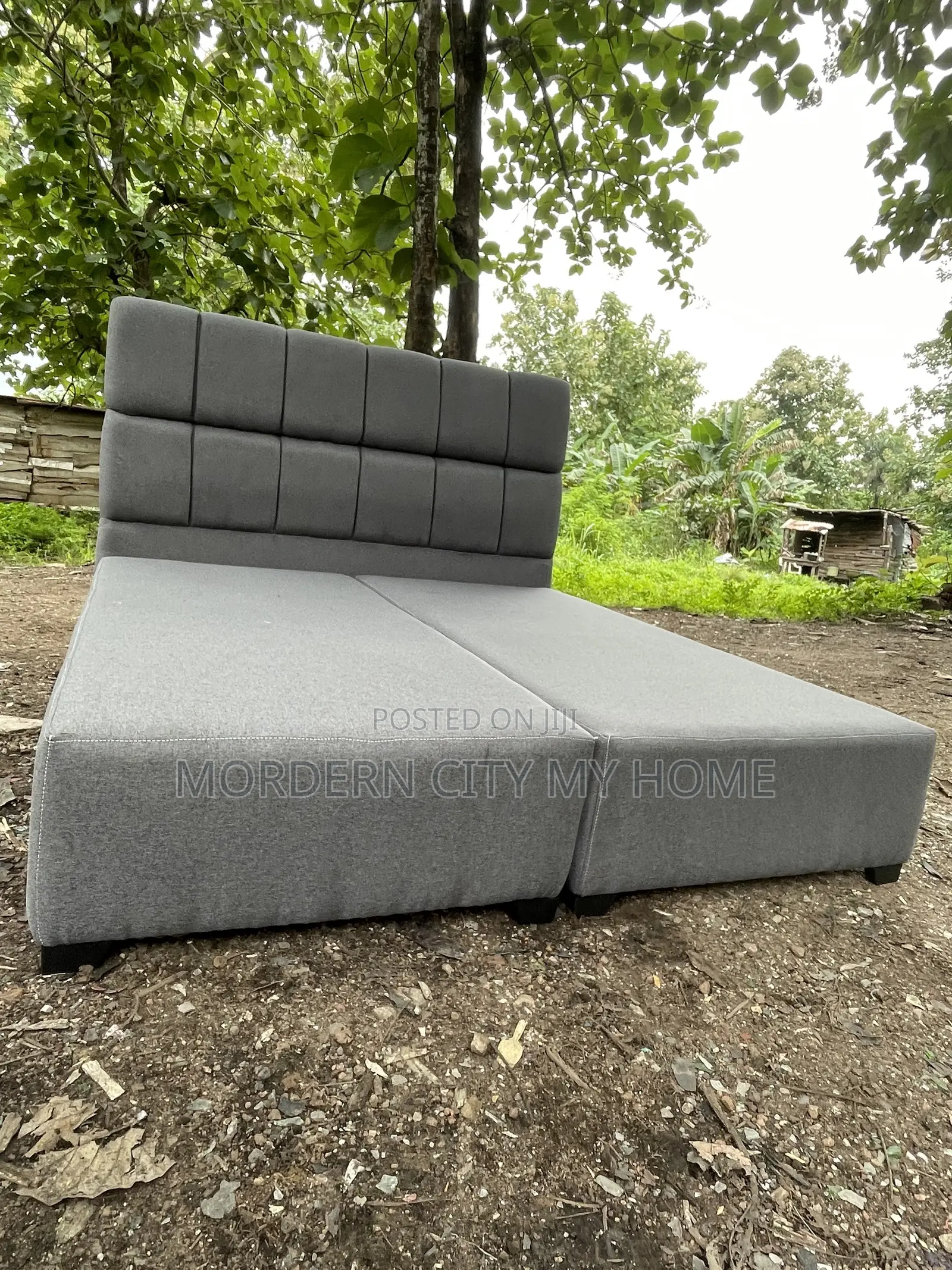 Bedframe With Standard Stage by Morderncity Furniture