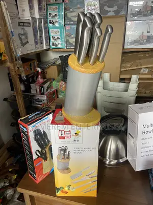 Premium 7-Piece Stainless Steel Knife Set With Modern Holder