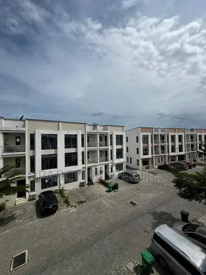 4bdrm Duplex in Coopeast Estate, Lekki Phase 1 for rent