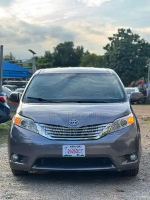Toyota Sienna LE 7 Passenger 2012 Gray