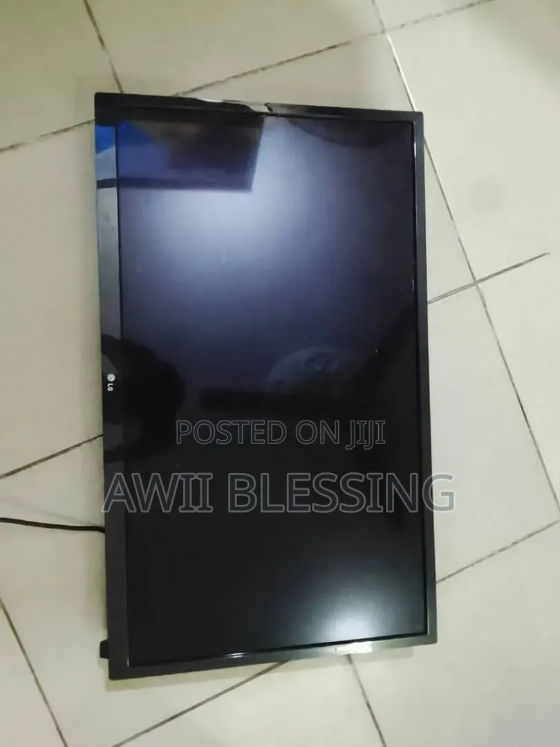 32" LG Flat Screen Television