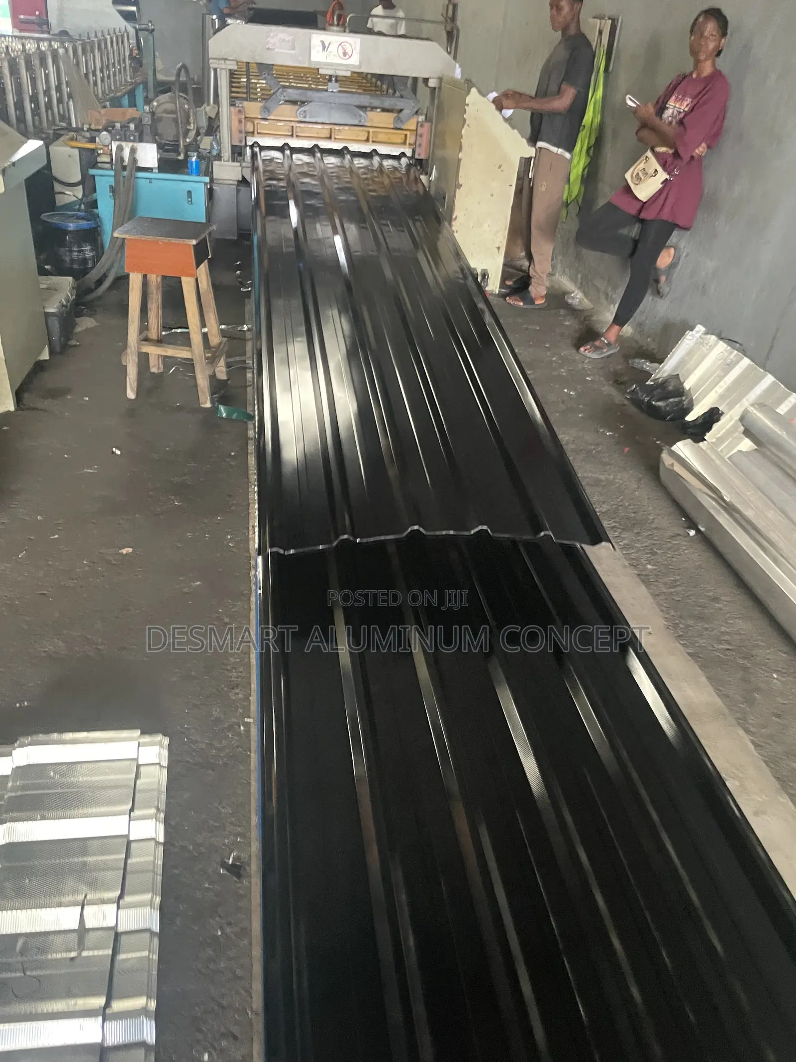 The Roofing Professionals Trus/Black/0.58
