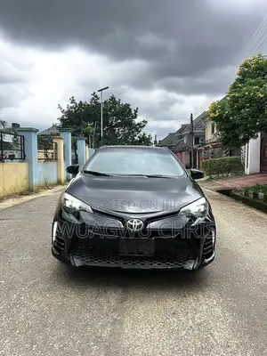 Toyota Corolla 2013 Black