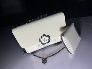 Double Fitted Hang Bag