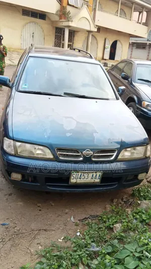 Nissan Primera 2002 Blue