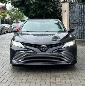 Toyota Camry 2018 Black