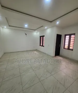 3bdrm Apartment in Ikeja, Mobolaji Bank Anthony Way for rent