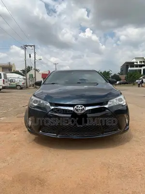 Toyota Camry SE 4dr Sedan (2.5L 4cyl 6A) 2016 Black