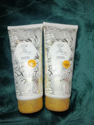 Milk and Honey Gold Body Scrub  (2)