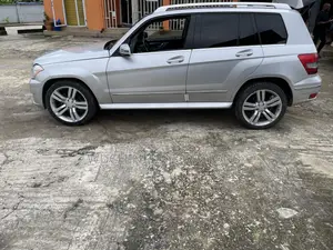 Mercedes-Benz GLK-Class 2010 Silver