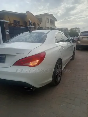 Mercedes-Benz C250 2015 White