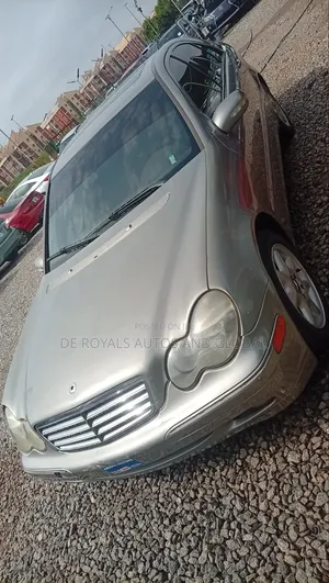 Mercedes-Benz C320 2009 Gray